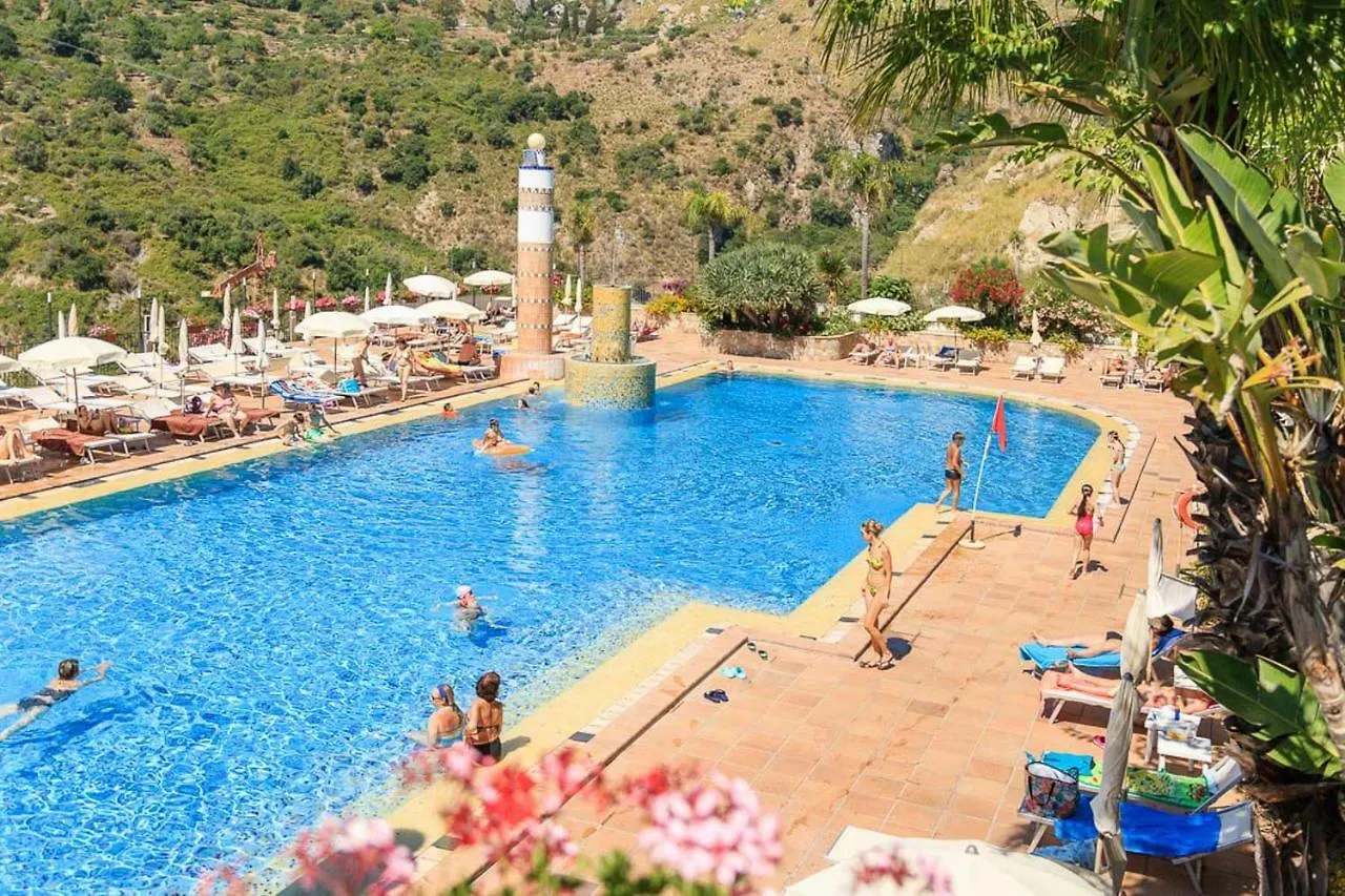Hotel Olimpo Le Terrazze Letojanni 4*,  İtalya
