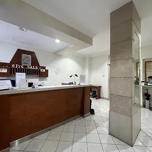 Hall Konukevi