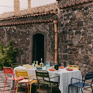 Pensión Casa Lawa, SantʼAlfio
